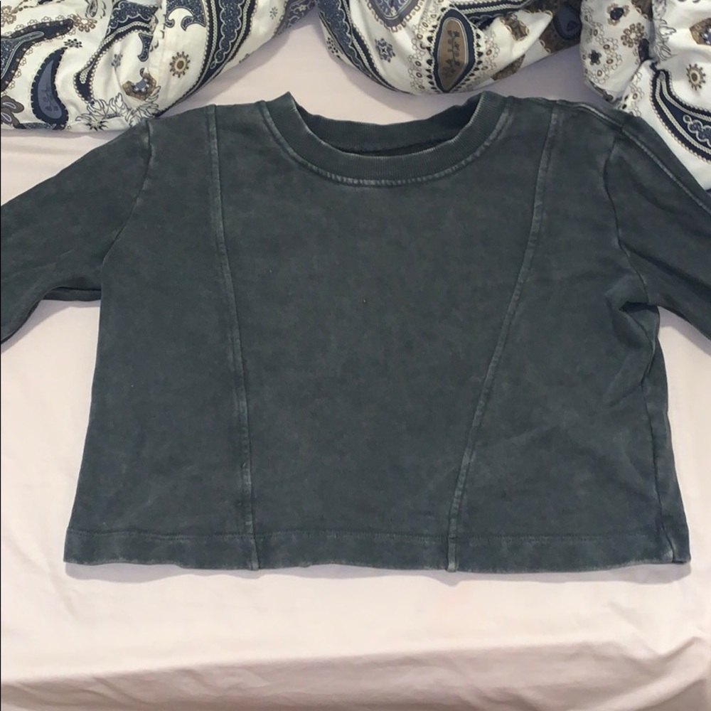 Crop top